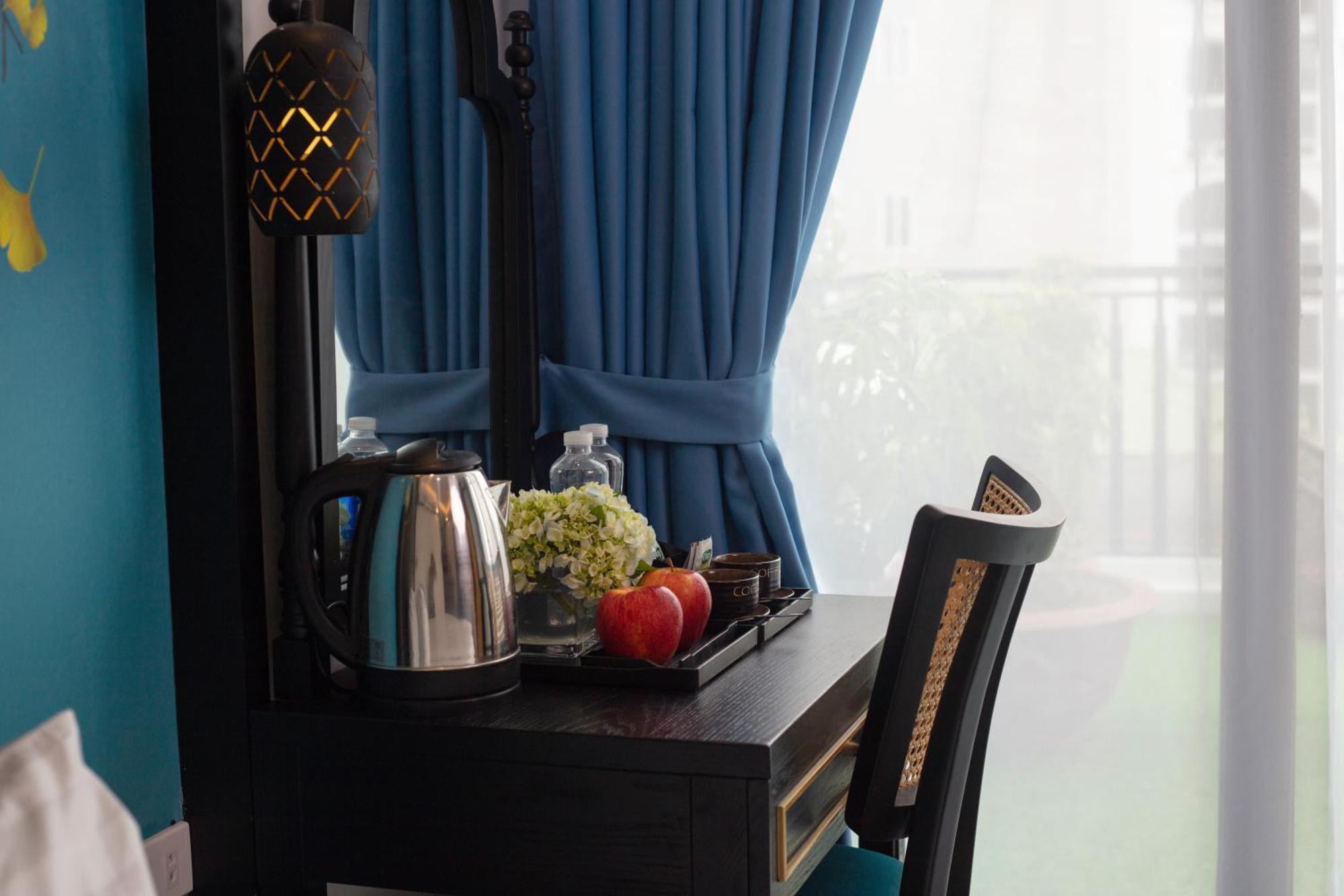 Queen Light Hotel Hanoi Exteriör bild